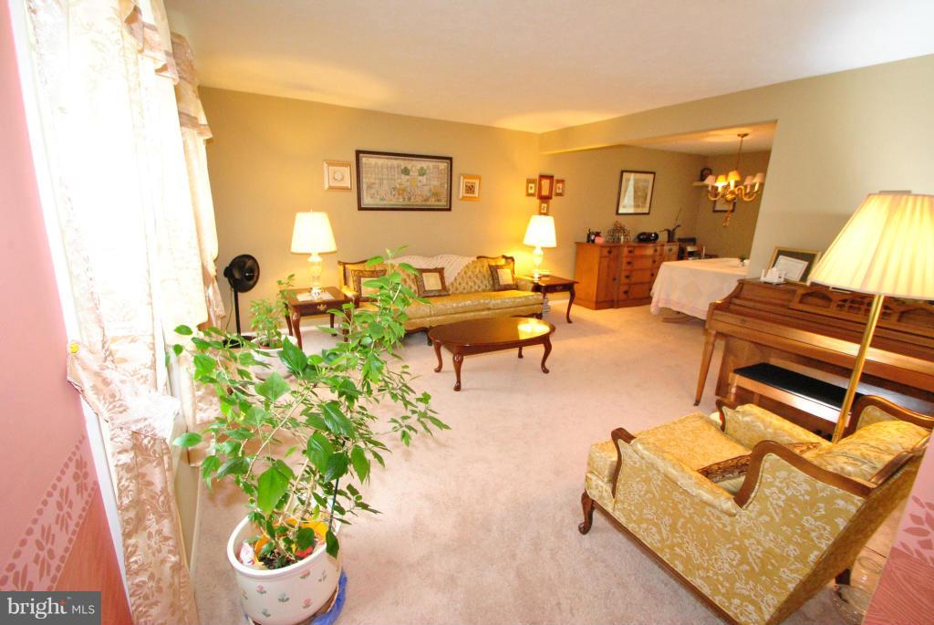 ARMFIELD FARMS - Residential