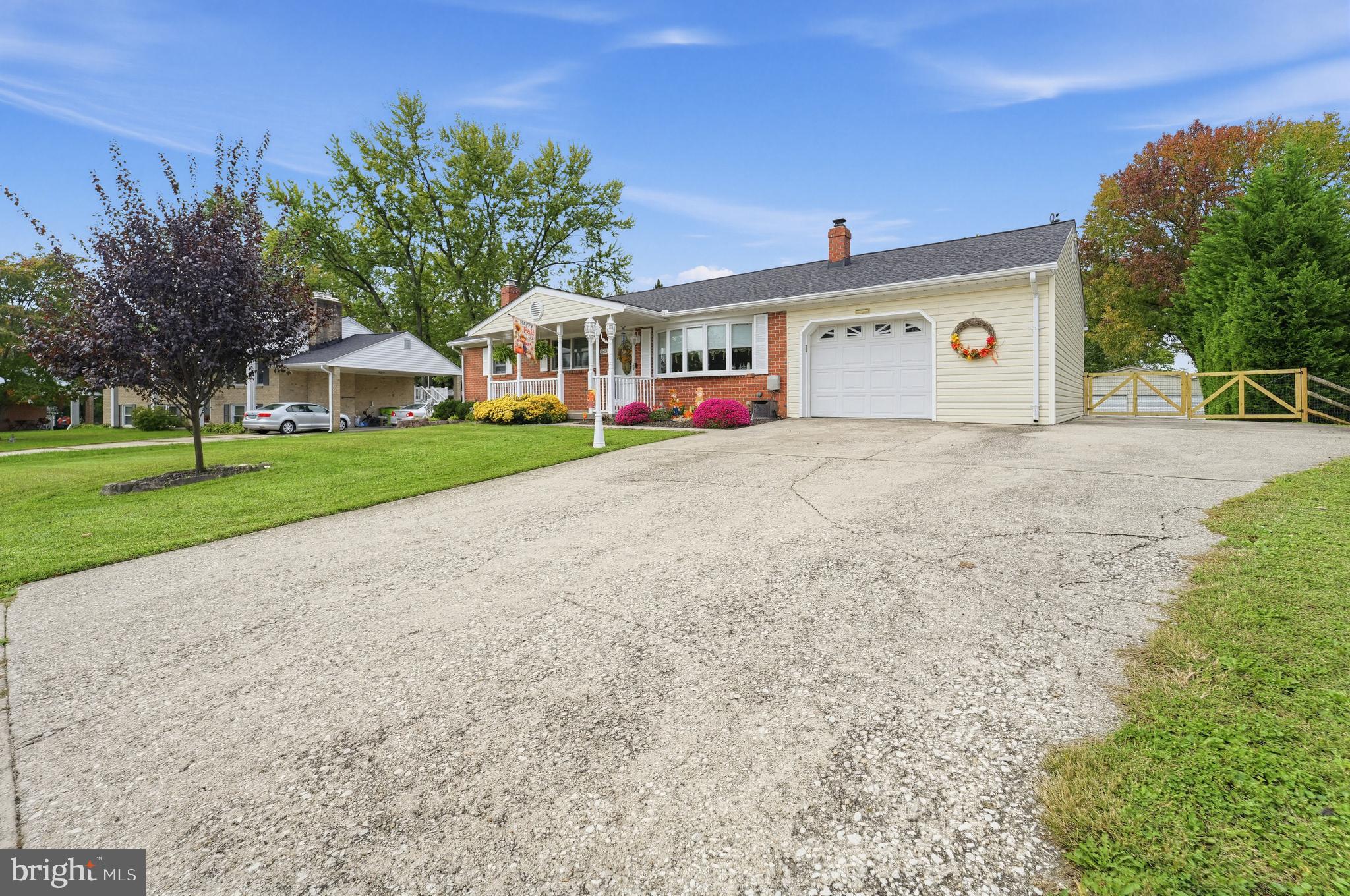 1610 CASS DRIVE