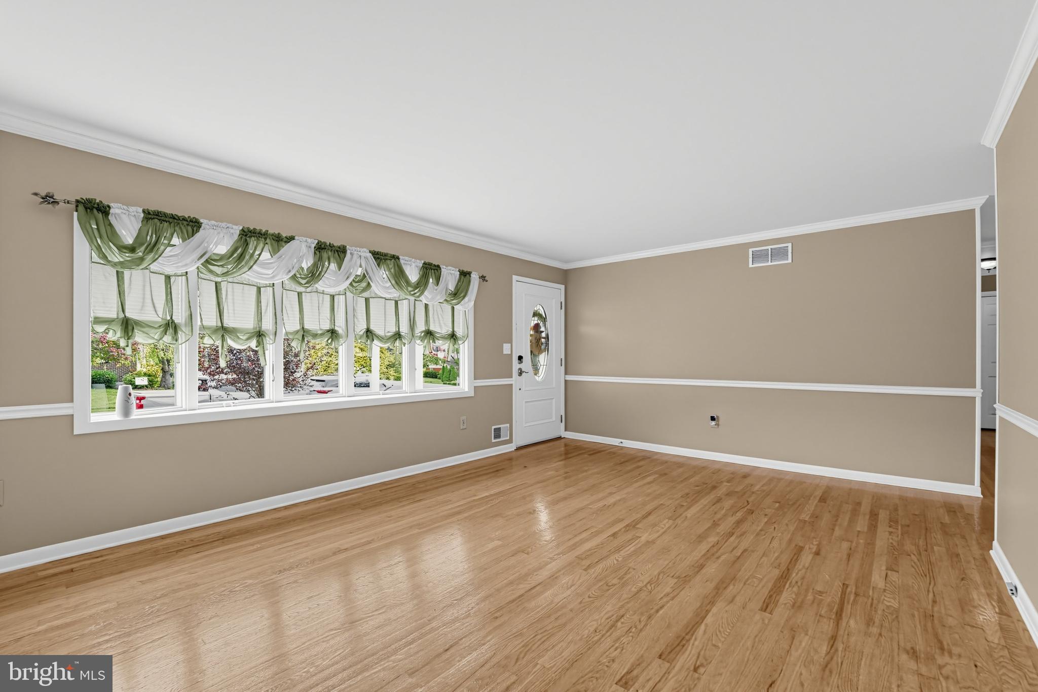 1610 CASS DRIVE