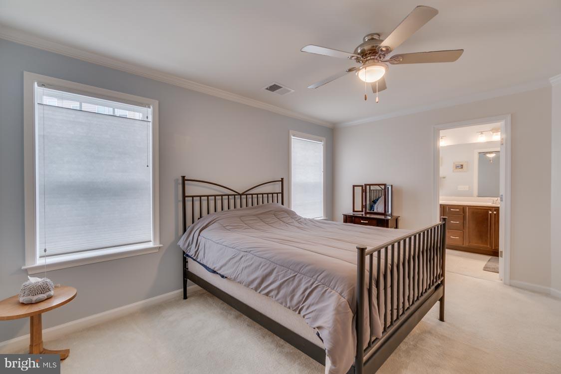 COWAN CROSSING - Residential