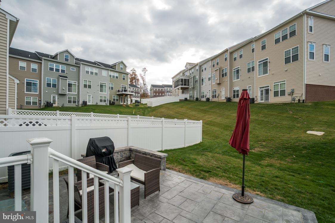 COWAN CROSSING - Residential