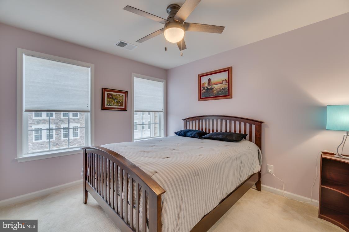 COWAN CROSSING - Residential