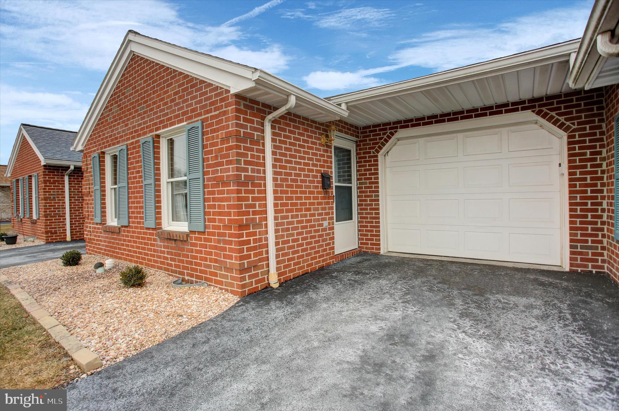 RINE VILLAGE - Residential