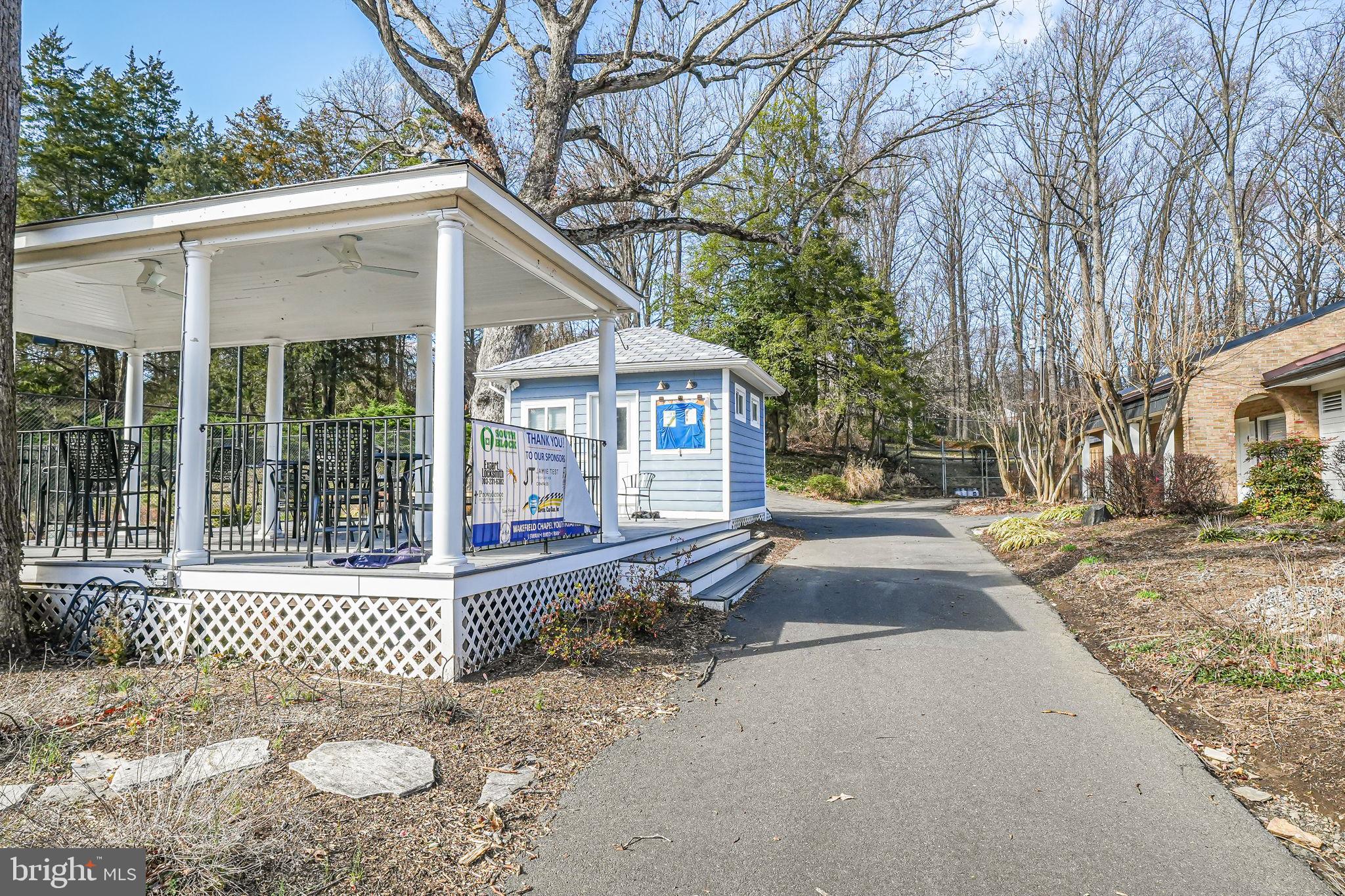CHAPEL SQUARE - Residential