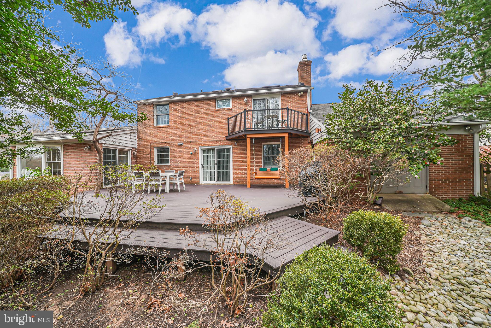 CHAPEL SQUARE - Residential