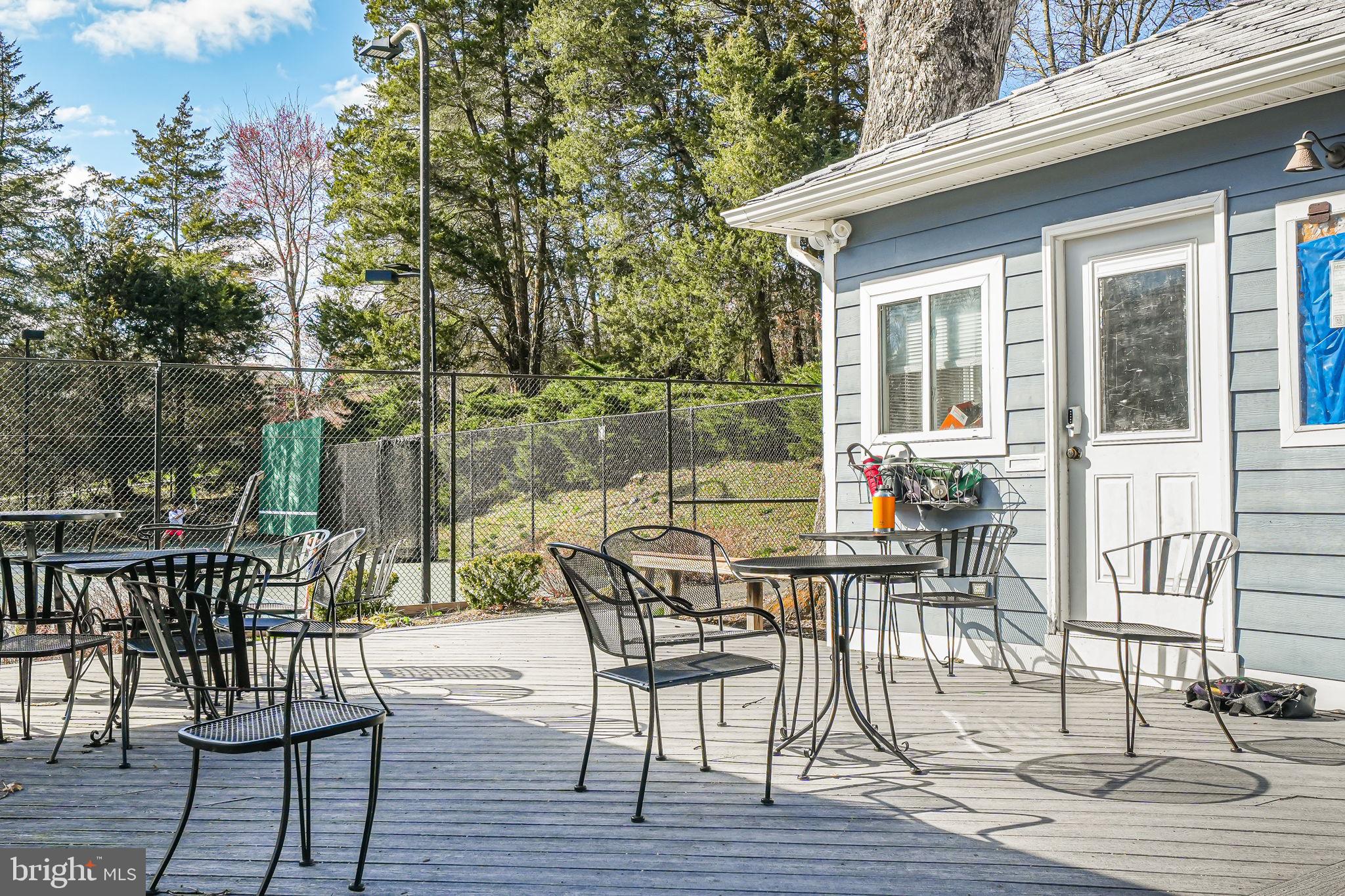 CHAPEL SQUARE - Residential