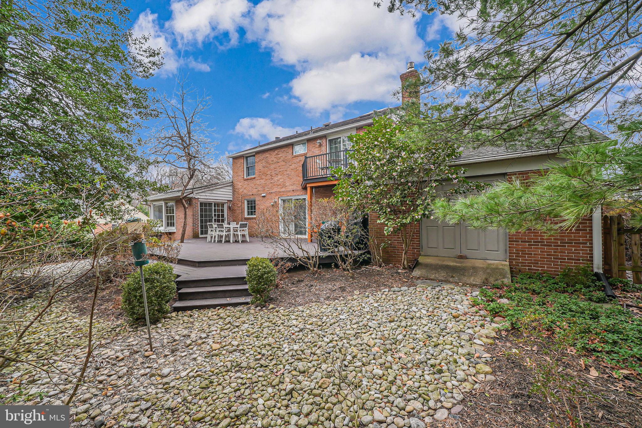 CHAPEL SQUARE - Residential