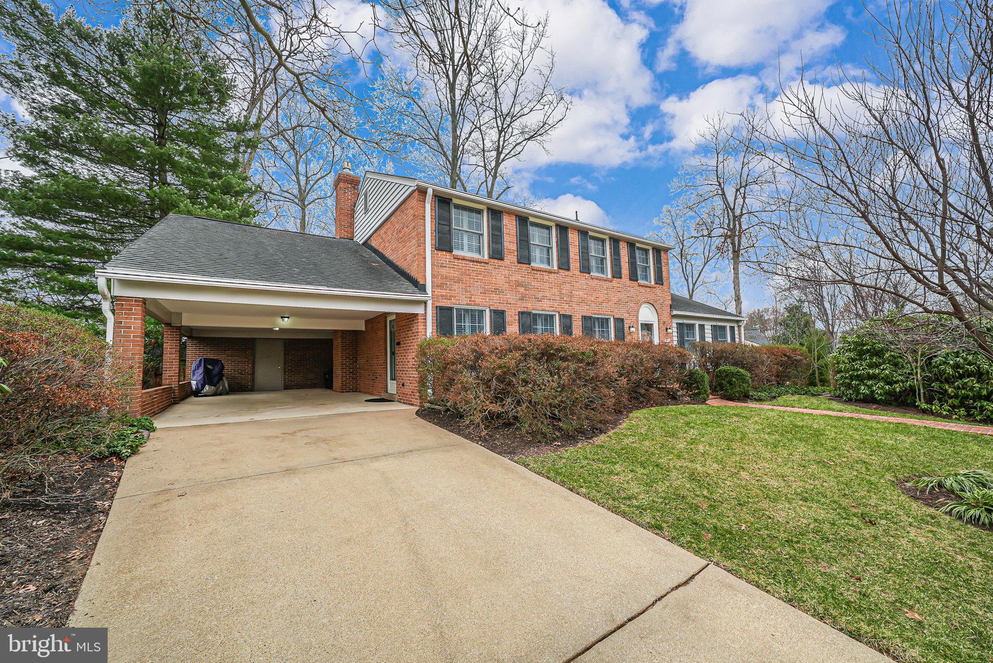 CHAPEL SQUARE - Residential