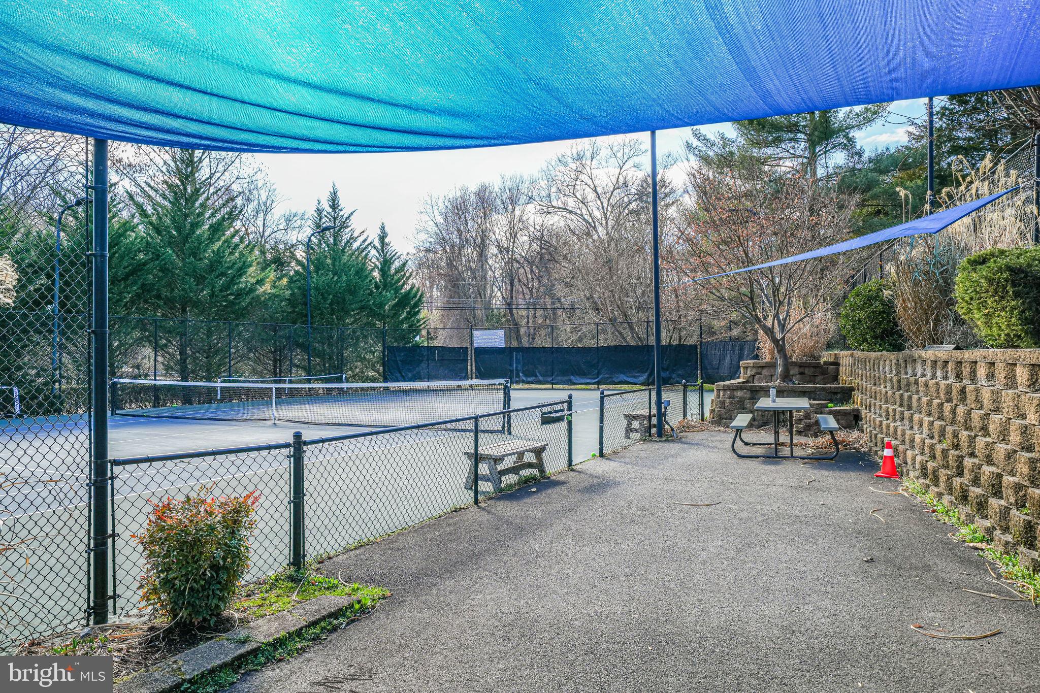 CHAPEL SQUARE - Residential