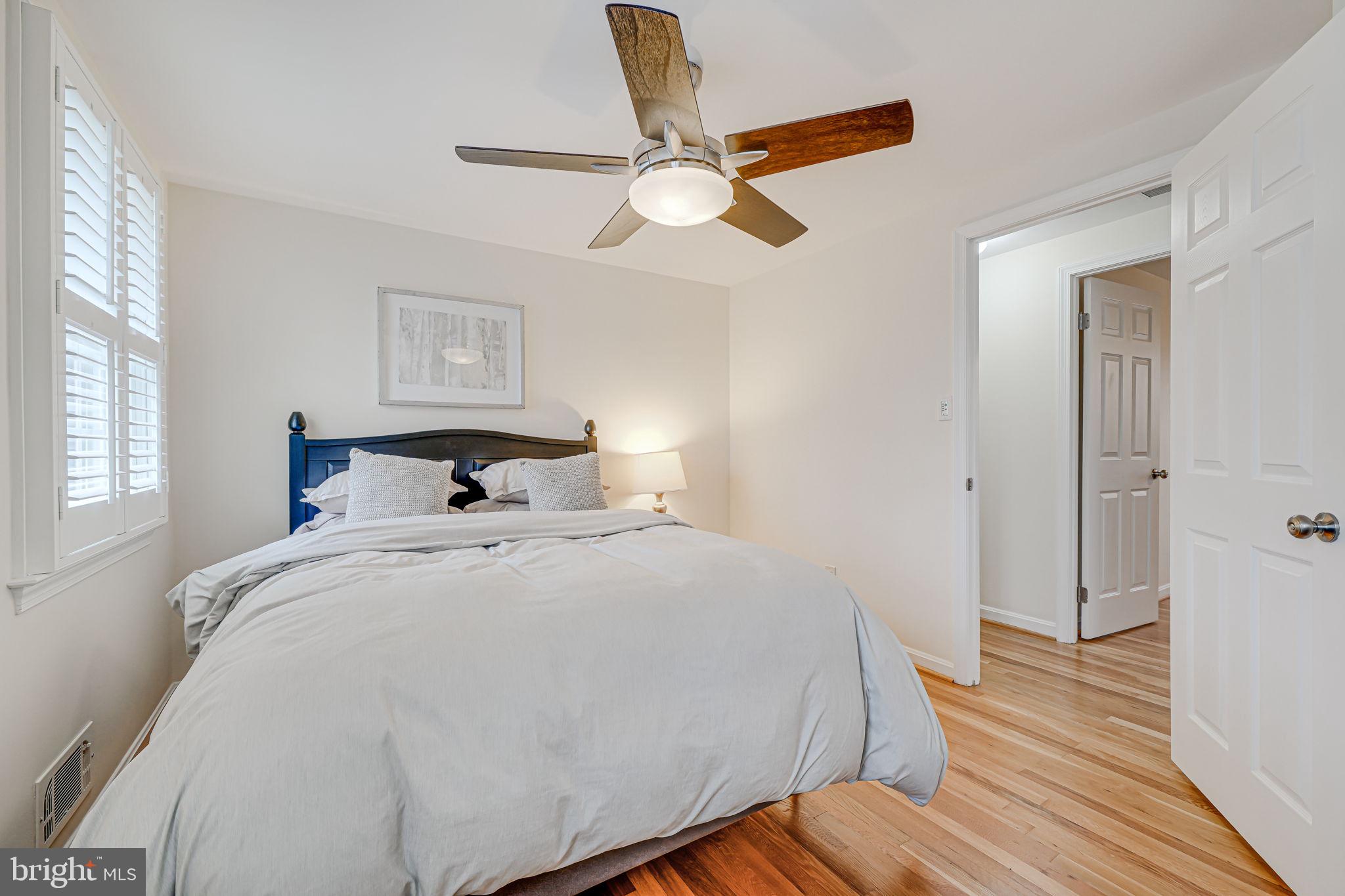 CHAPEL SQUARE - Residential