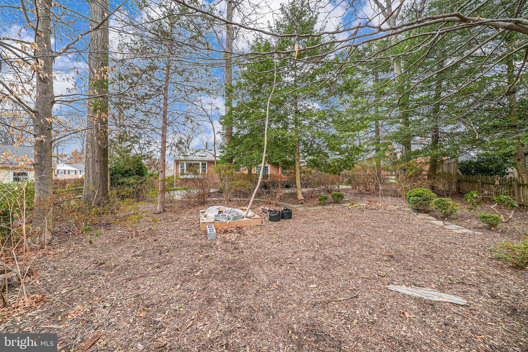 CHAPEL SQUARE - Residential