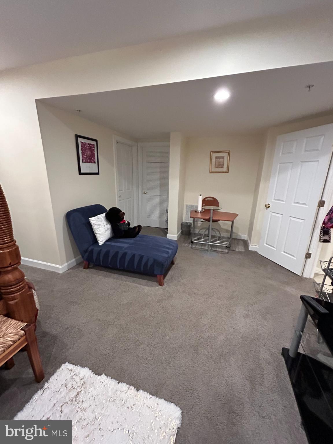 BEECH TREE EAST VILLAGE - Residential Lease