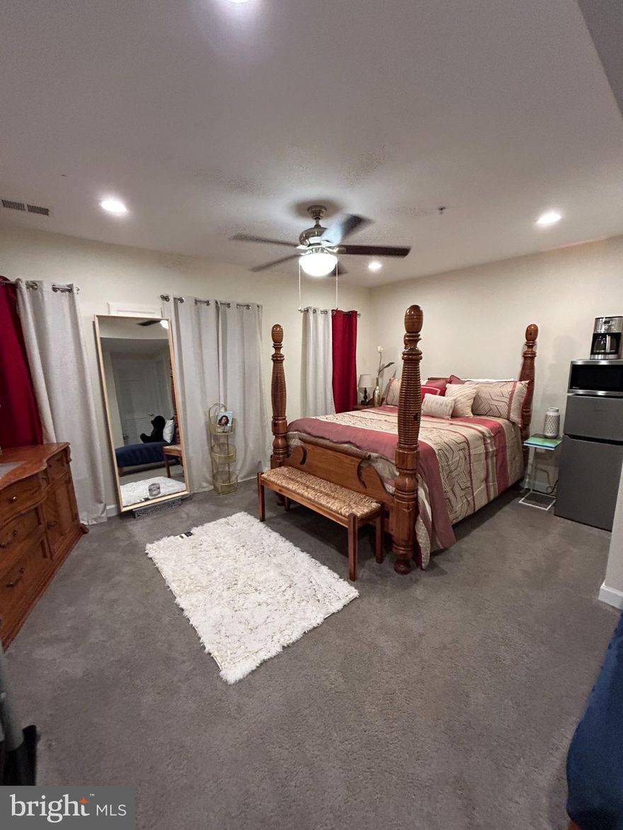 Adorable!!! FULLY FURNISHED PRIVATE ONE BEDROOM WITH EN-SUITE BATHROOM IN TOWNHOME WITH PRIVATE ENTRANCE.  One bedroom only available immediately for one tenant.    Located in the sought after, upscale BeechTree Community.  Rental includes: queen sized bed, nightstand, TV, desk and chair, dresser, chaise lounge, mirror, mini fridge, microwave, additional storage space.  The common areas: washer/dryer, occasional use of kitchen.  All utilities, premium cable package, high-speed internet included.   Community amenities included are: use of gym, pool, tennis courts and walking trails.    

Located 35 minutes from DC.  Convenient to NASA Goddard, Kaiser, Andrews Air Force Base and more.  Minimum credit score of 650.  Minimum gross income to be 3x annual rent.  $50 application processing fee.