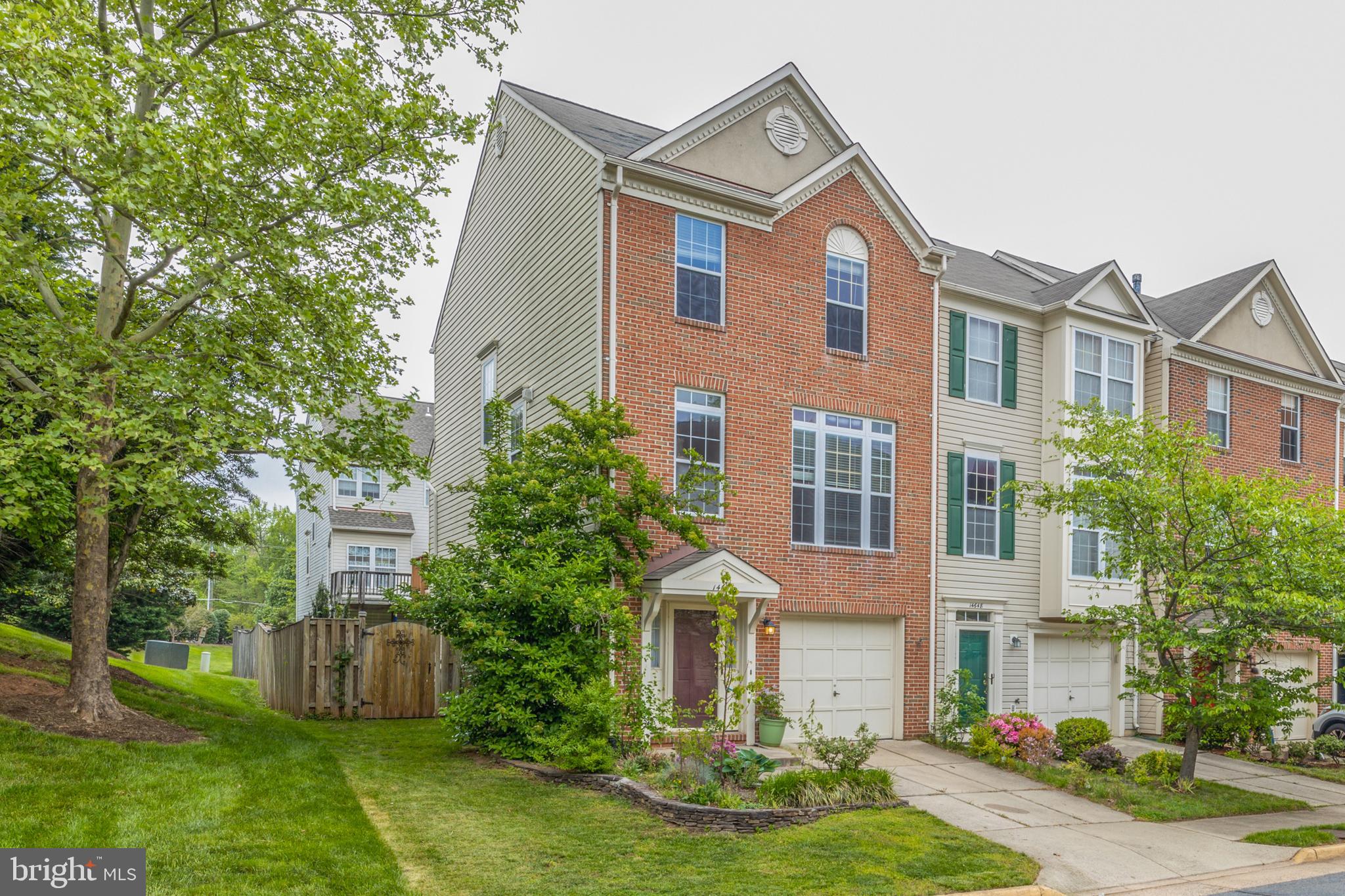 WOODGATE CROSSING - Residential