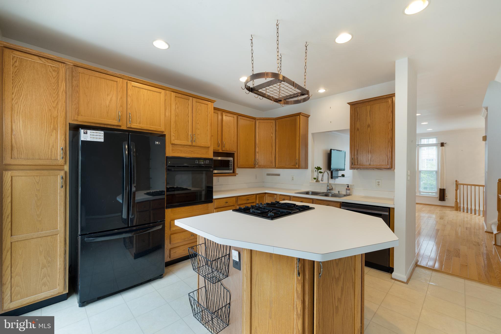 WOODGATE CROSSING - Residential