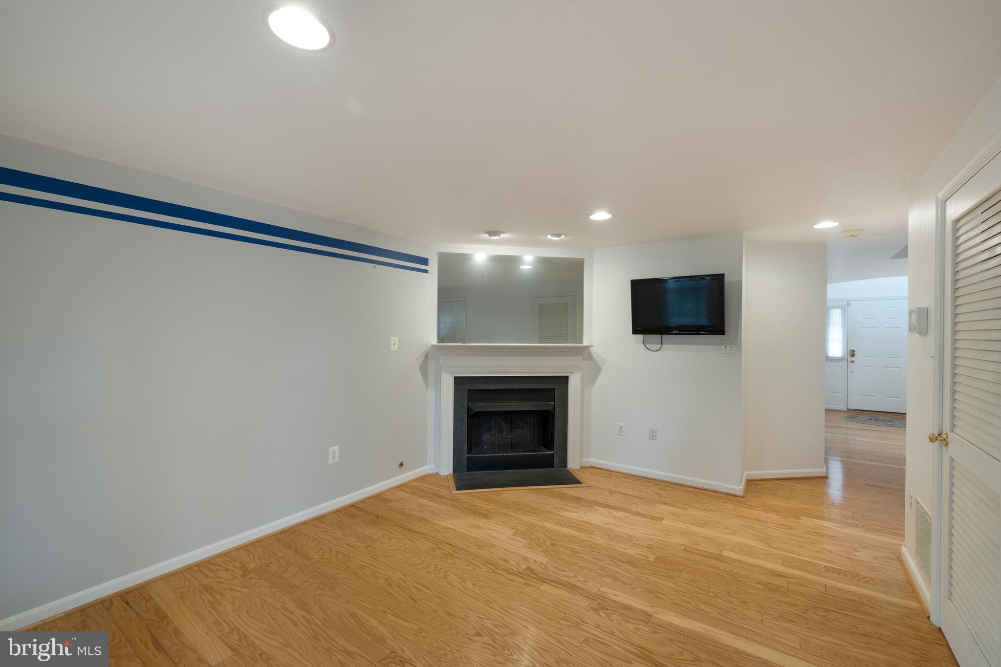 WOODGATE CROSSING - Residential