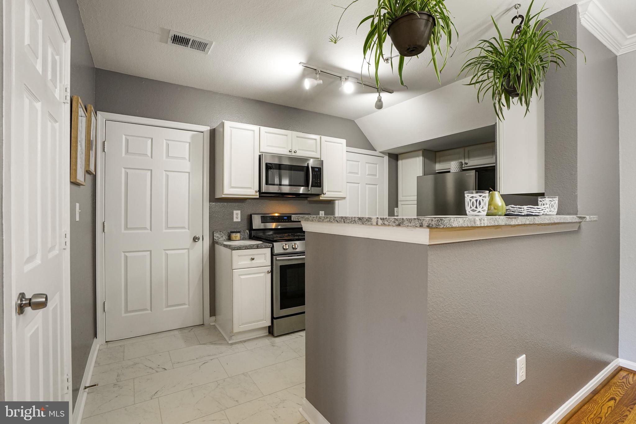 GATES OF FAIR LAKES - Residential