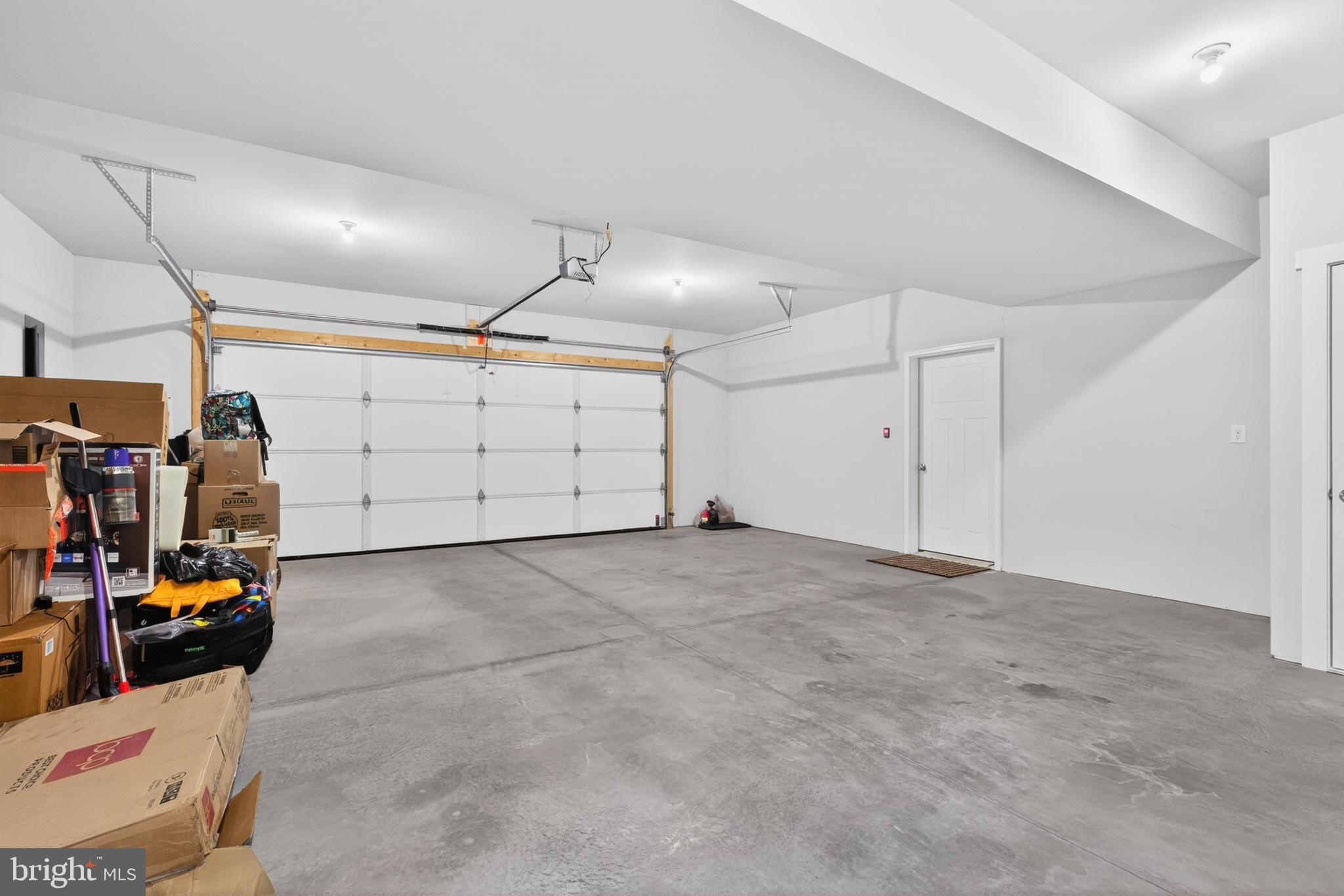 NORTH MIDDLE SPRING ESTATES - Residential