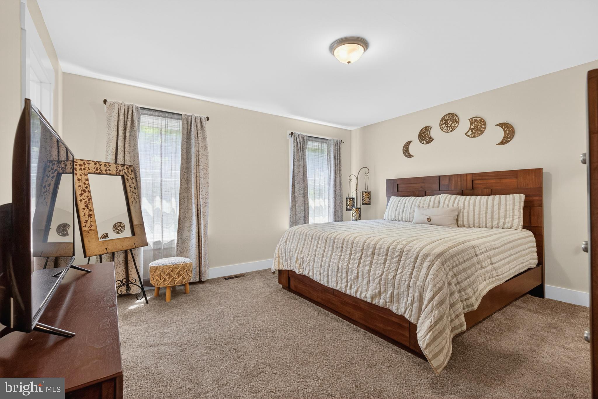 NORTH MIDDLE SPRING ESTATES - Residential