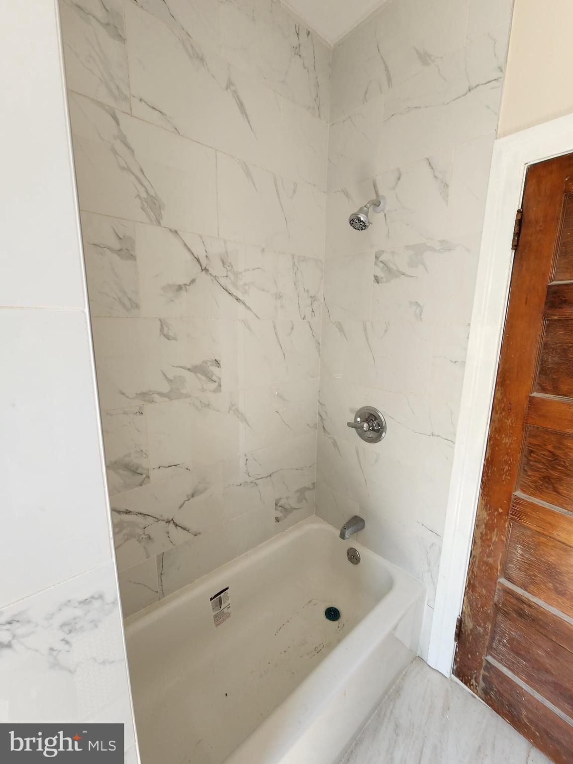 OLNEY - Residential Lease