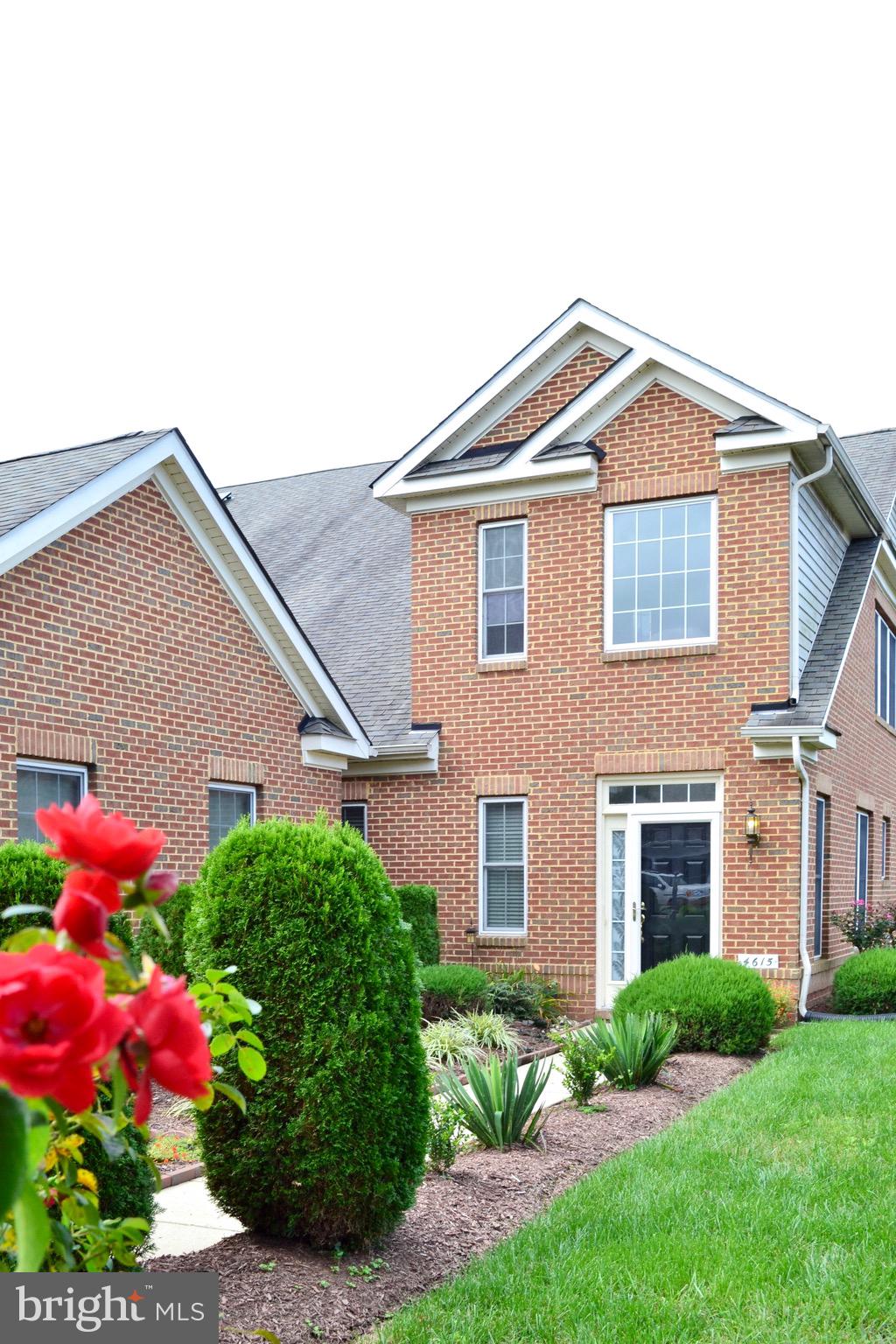 HERITAGE AT ST. CHARLES - Residential