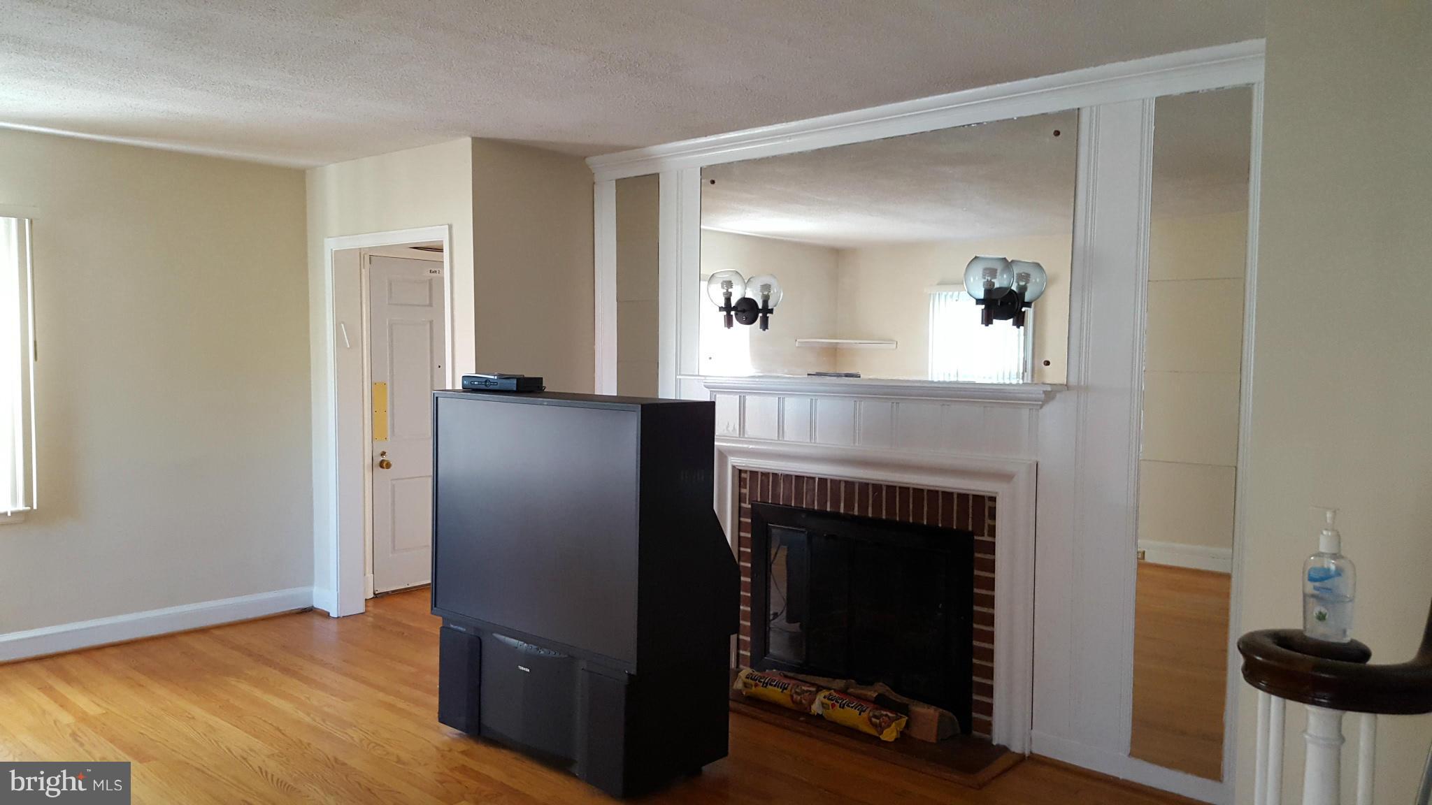 UPPER PARK HEIGHTS - Residential Lease