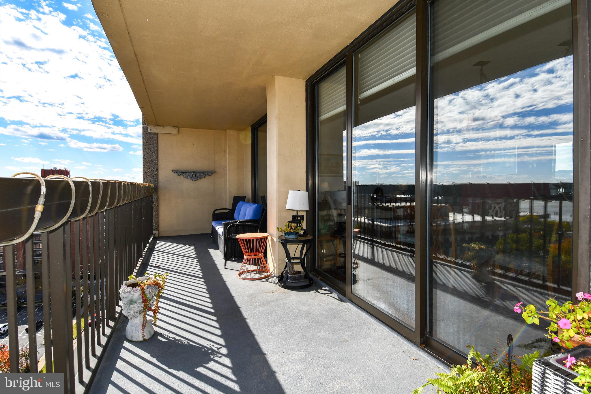 ALEXANDRIA HOUSE - Residential