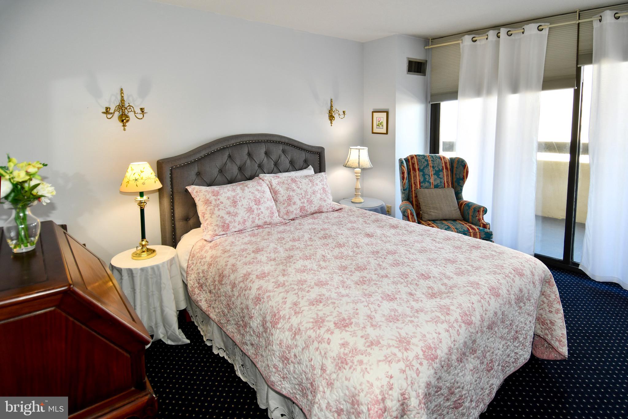 ALEXANDRIA HOUSE - Residential