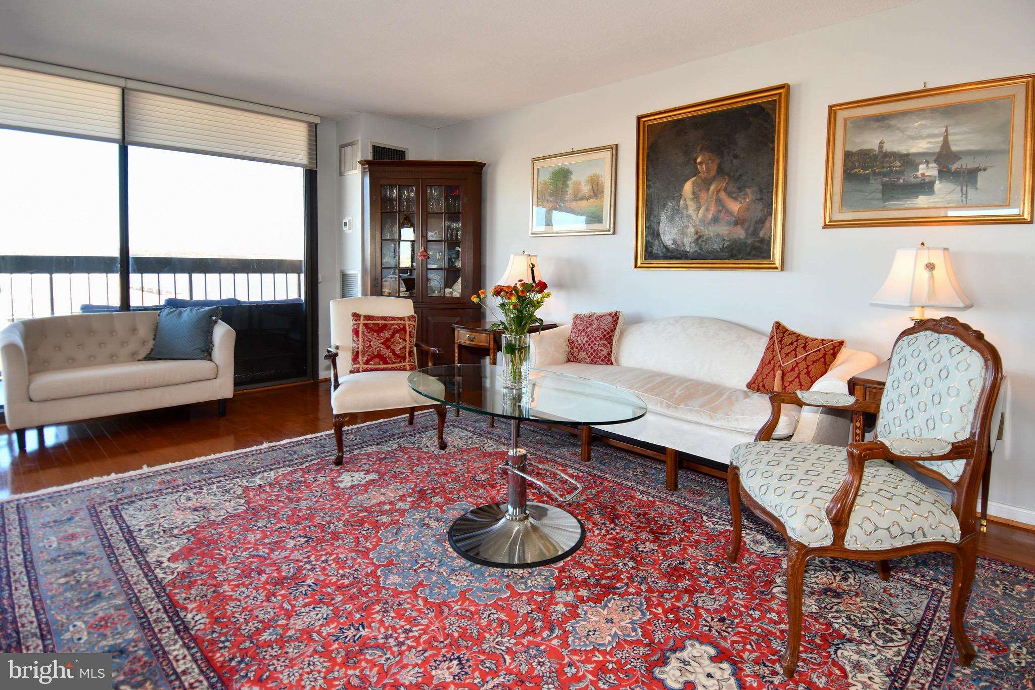 ALEXANDRIA HOUSE - Residential