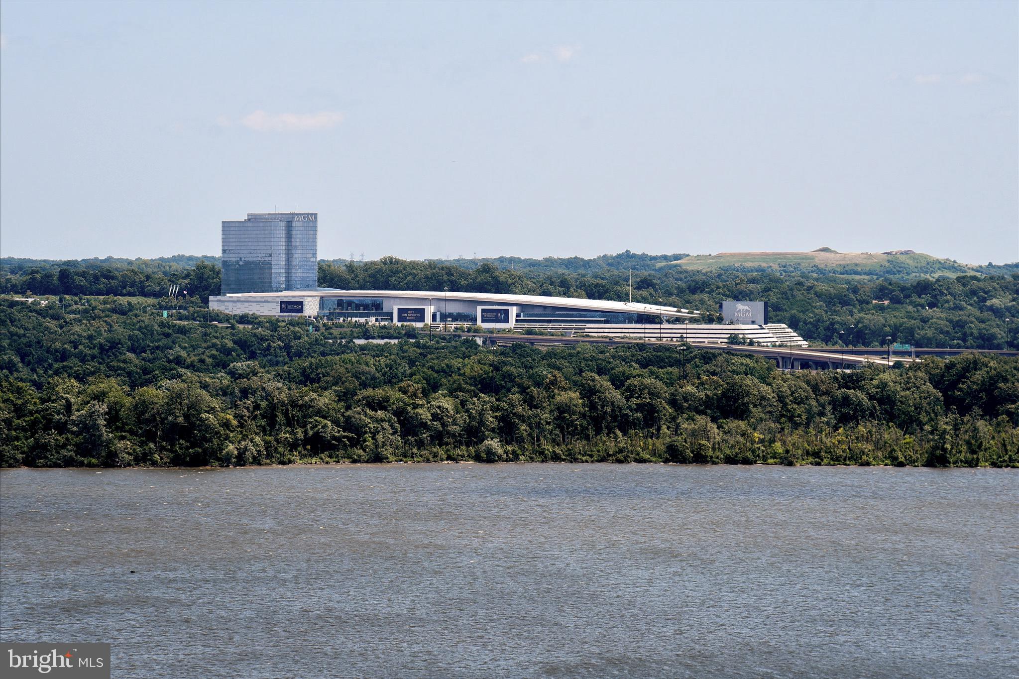 ALEXANDRIA HOUSE - Residential