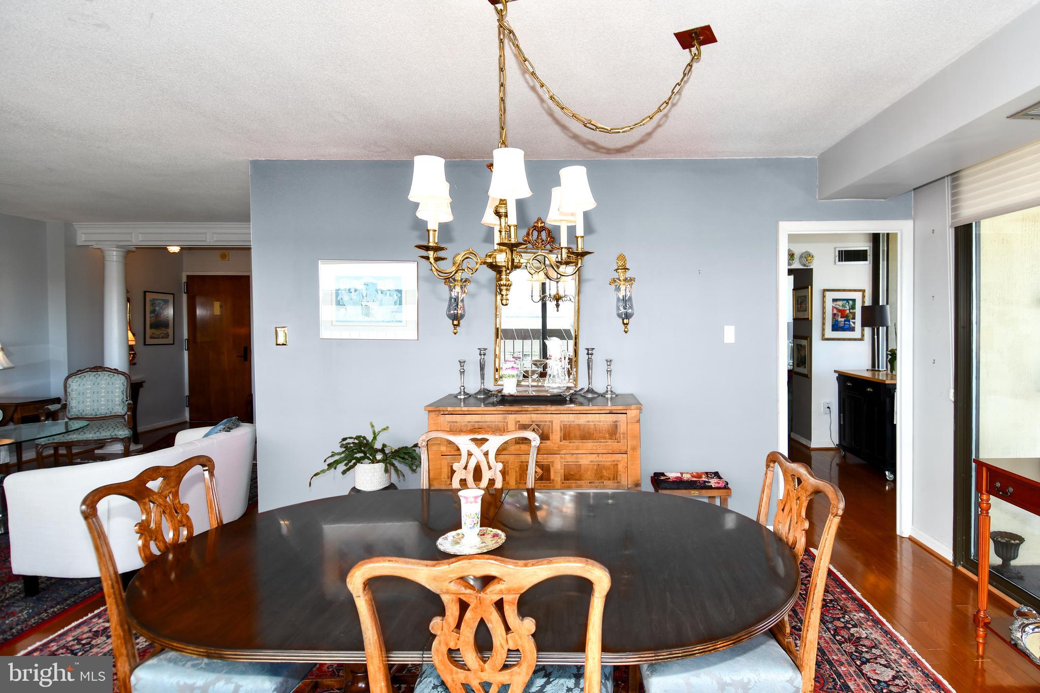 ALEXANDRIA HOUSE - Residential