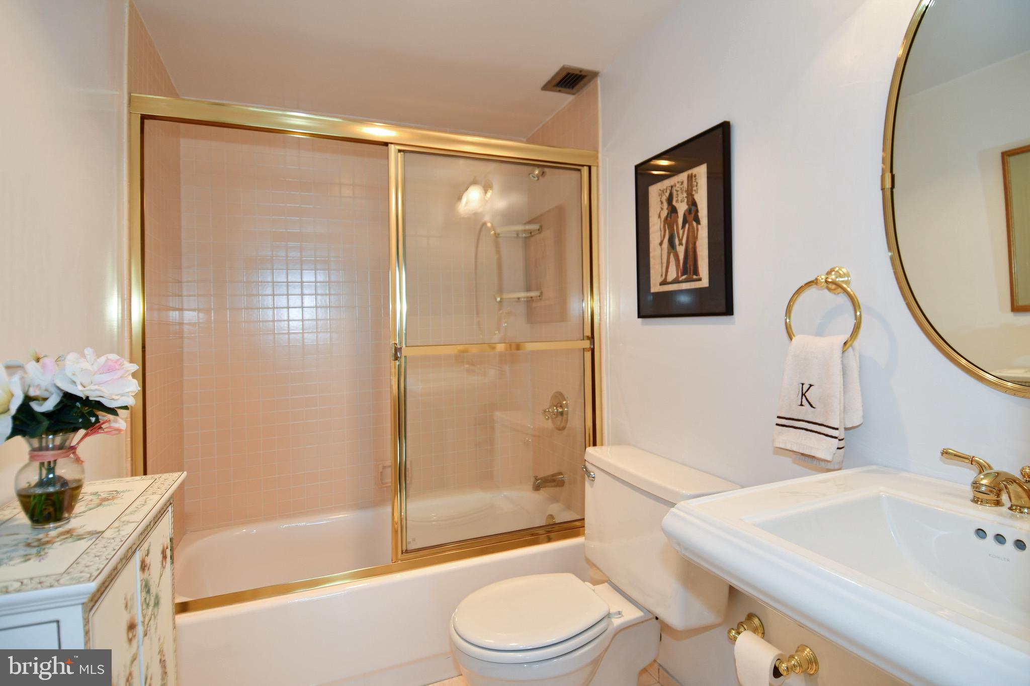 ALEXANDRIA HOUSE - Residential