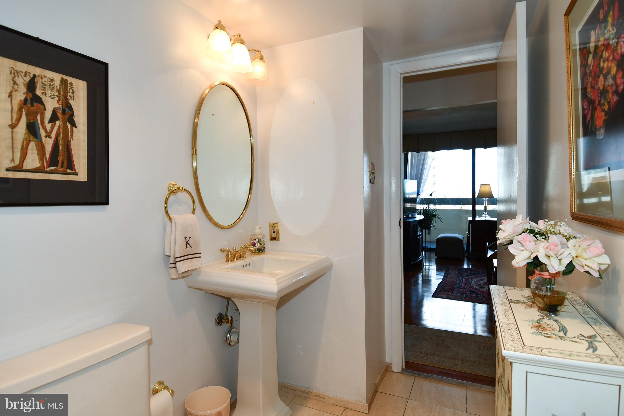 ALEXANDRIA HOUSE - Residential