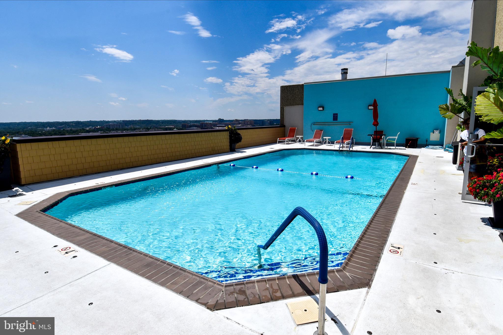 ALEXANDRIA HOUSE - Residential