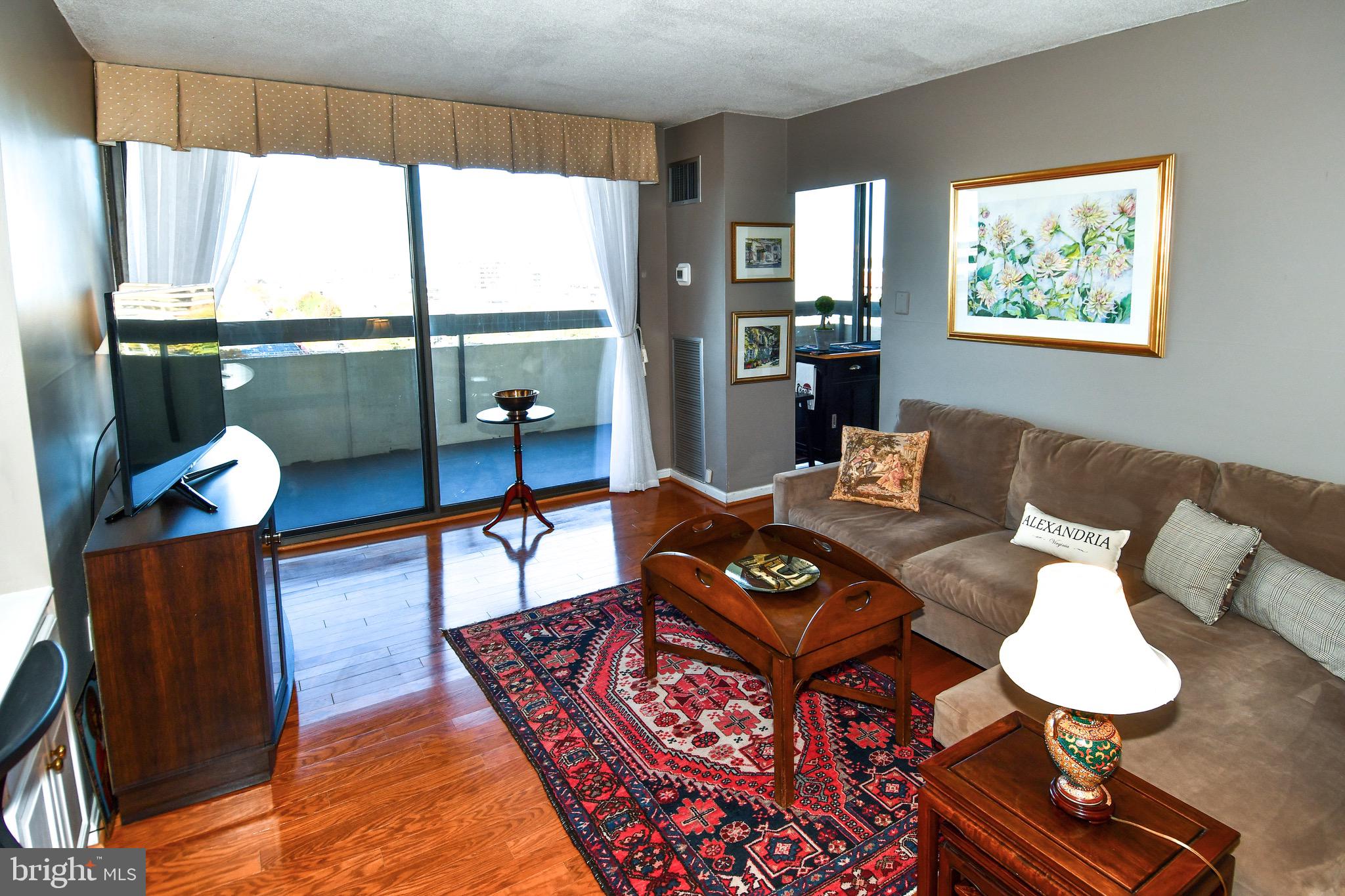 ALEXANDRIA HOUSE - Residential