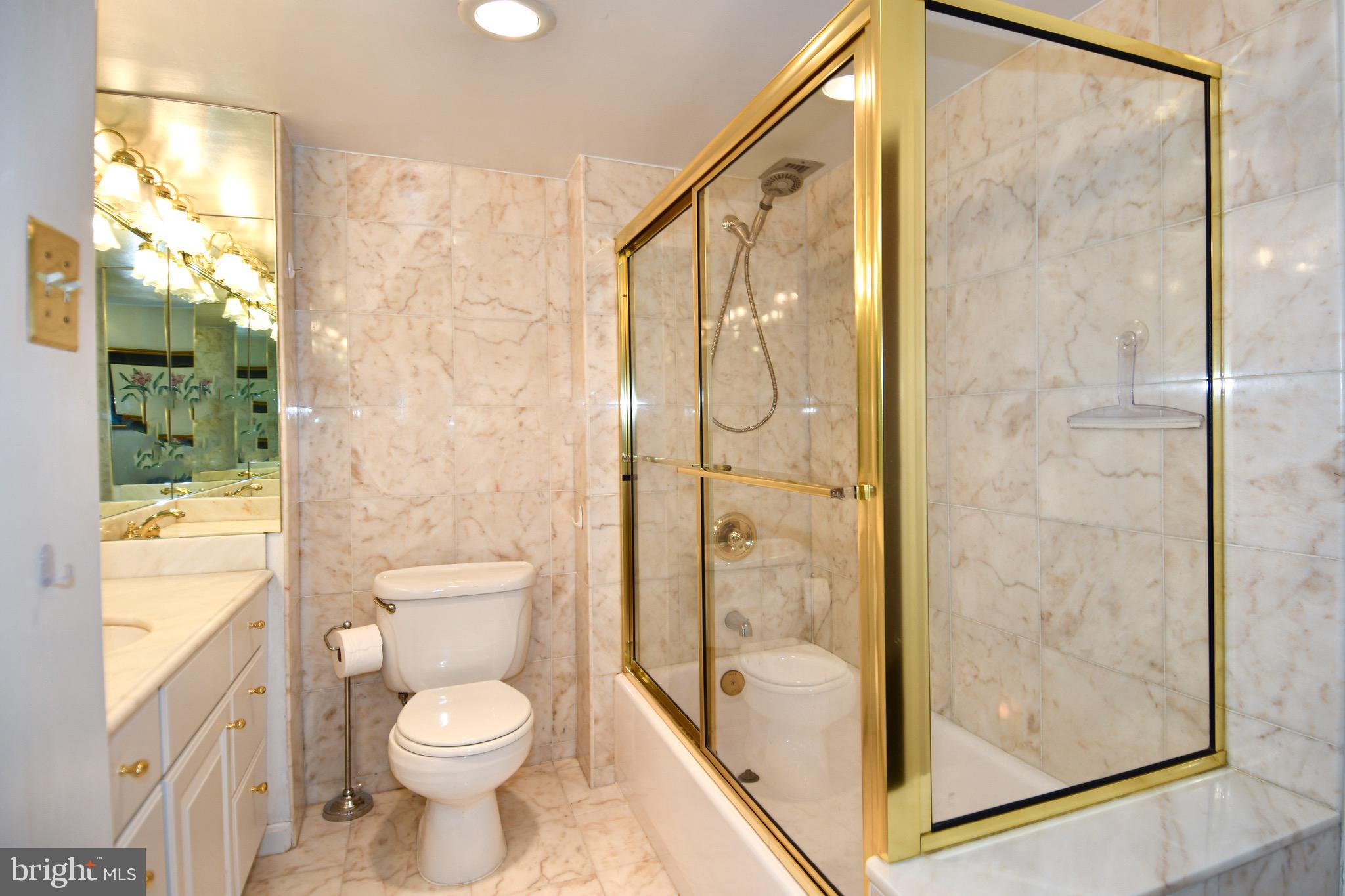 ALEXANDRIA HOUSE - Residential