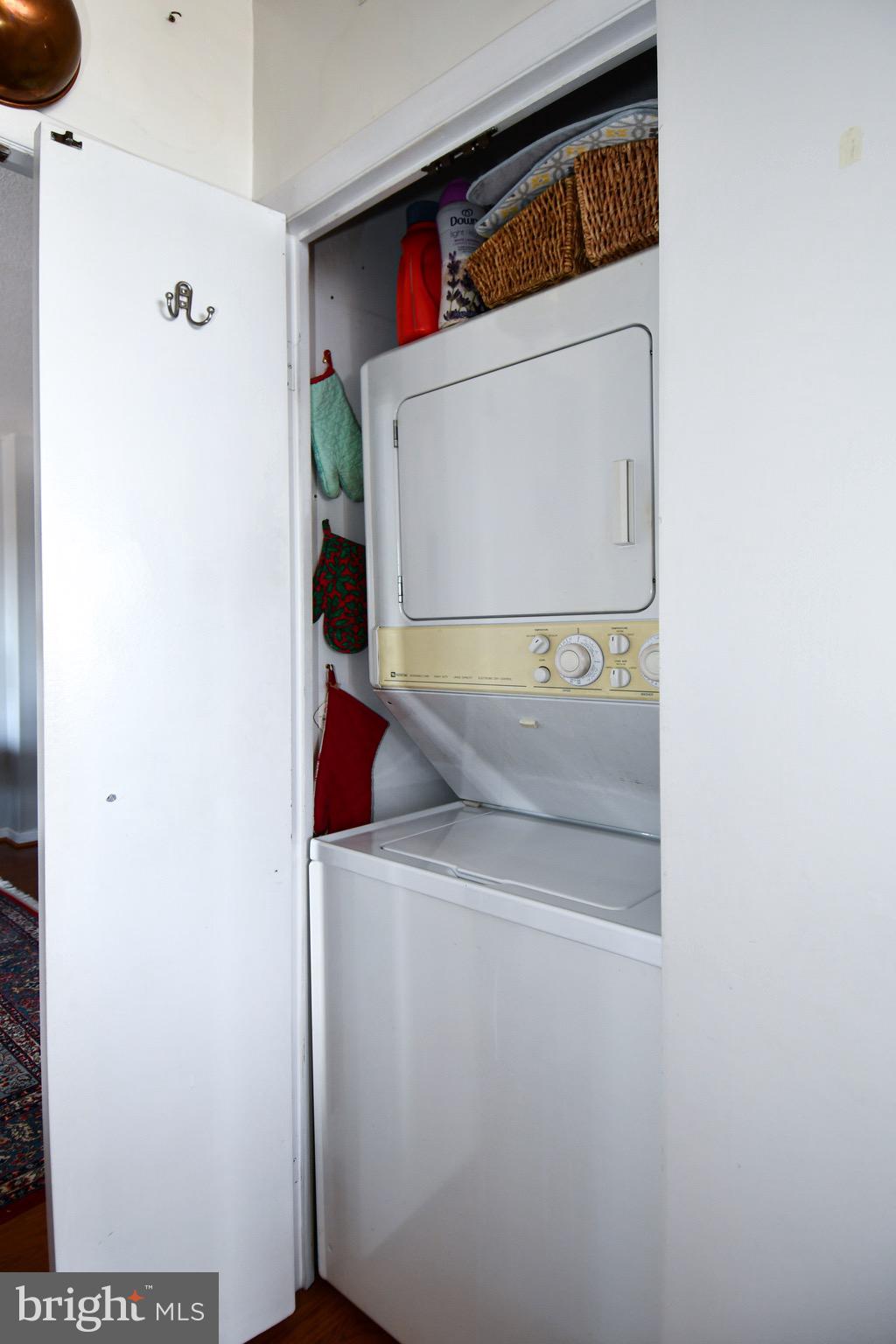 ALEXANDRIA HOUSE - Residential