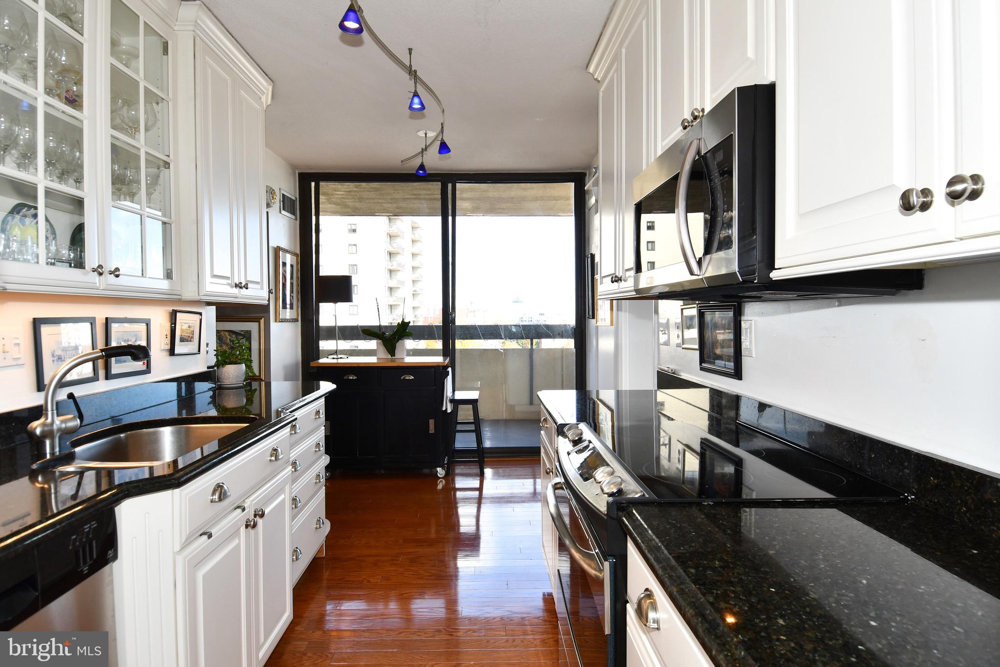 ALEXANDRIA HOUSE - Residential