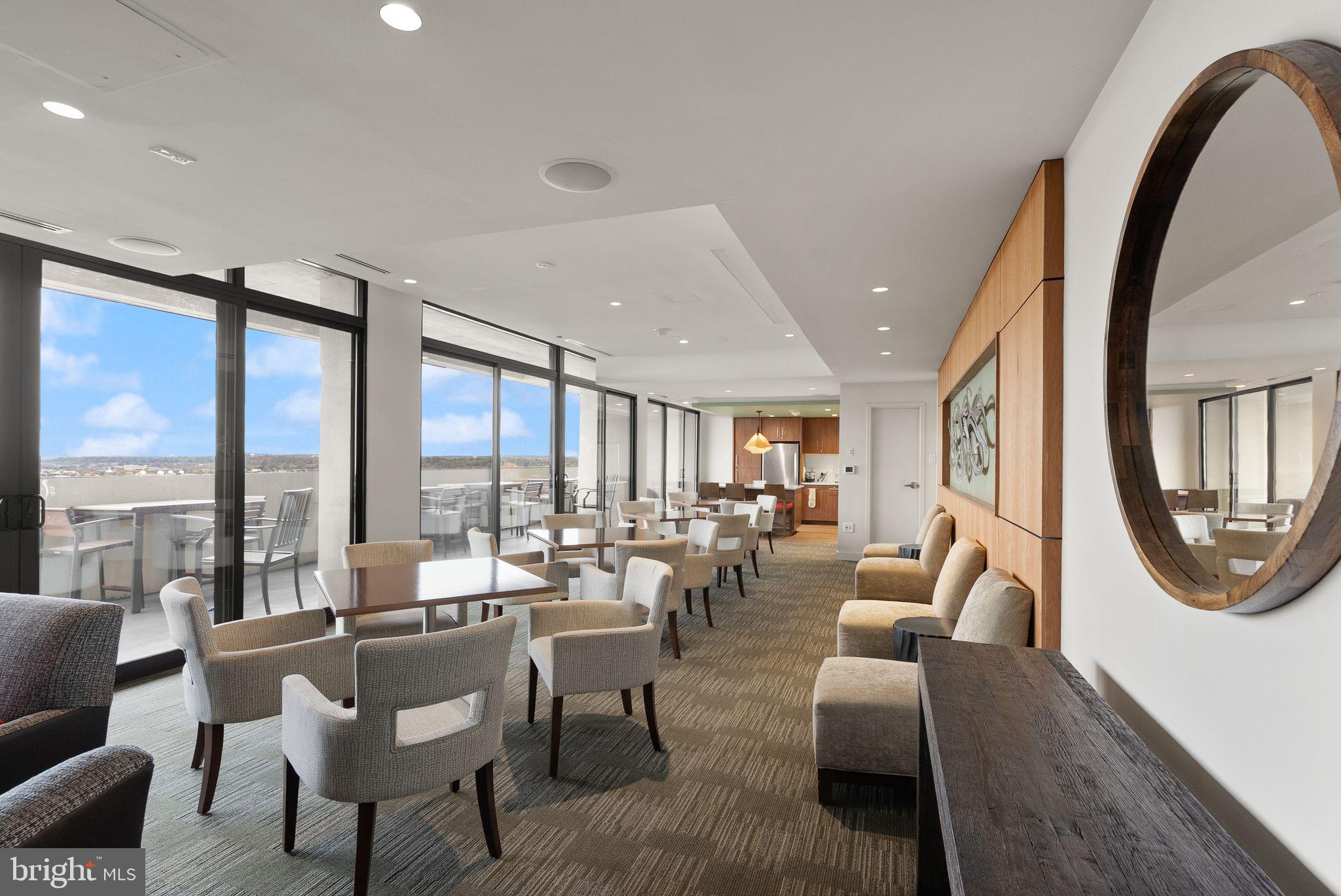 ALEXANDRIA HOUSE - Residential