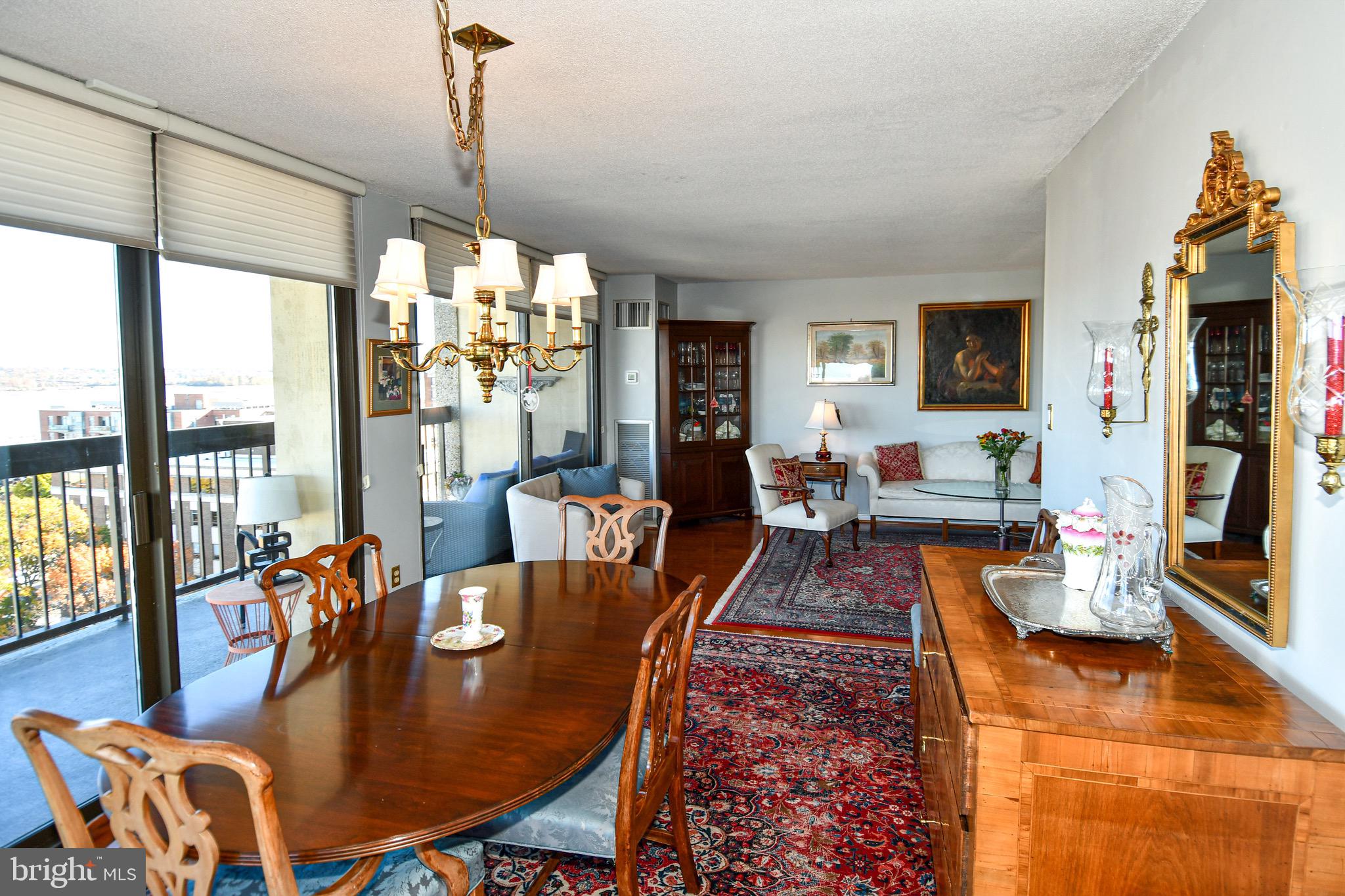 ALEXANDRIA HOUSE - Residential