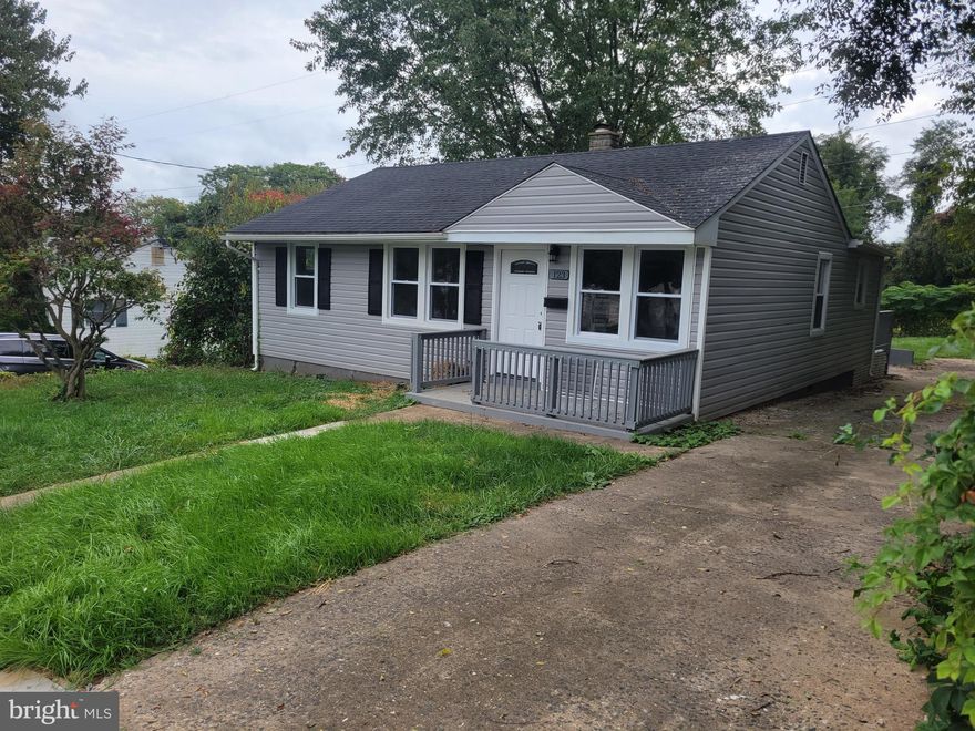 DONT MISS THIS OPPURTUNITY TO OWN THIS COMPLETELY RENOVATED HOUSE! 3BR. 2 BATHS, HUGE FENCED BACKYARD WITH PRIVATE DRIVEWAY AND DECK.PARTIALLY CEMENTED BACK YARD- PERFECT PLACE TO MAKE A BARBEQUE. GOURMET KITCHEN INCLUDES NEW APPLIANCES, GRANITE COUNTERTOPS AND BEAUTIFUL ISLAND WITH NICE PENDEX LIGHT.A BEAUTIFUL CHANDLIER AND HARDWOOD FLOOR IN THE LIVING ROOM AND DINING ROOM. GORGEOUS CERAMIC TILE BATHROOM WITH JACCUZI TUB IN THE MASTER BEDROOM.WASHER AND DRYER.ALL THE 3 BEDROOMS HAS CELING FAN/. QUIET NEIGHBORHOOD. EVERYTHING YOU NEED FOR YOUR DREAM HOUSE. COME AND CHECK IT OUT.