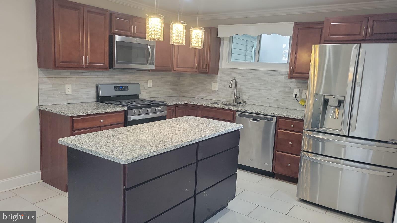 OWINGS MILLS - Residential