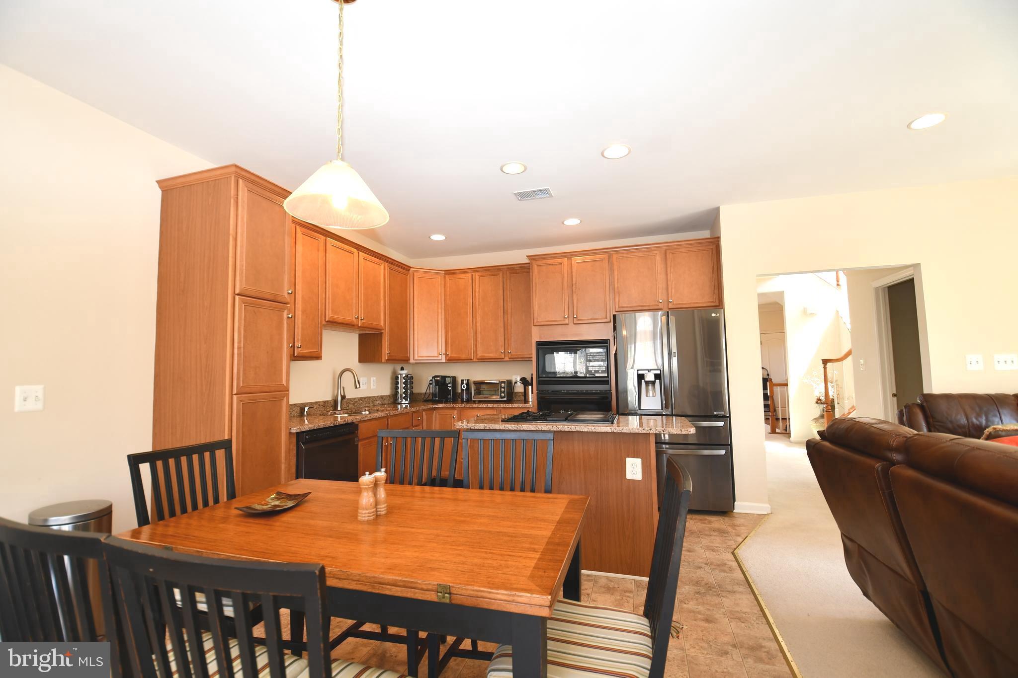 LOUDOUN VALLEY ESTATES - Residential Lease