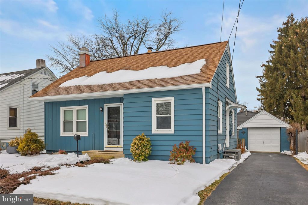 Photo of 72 Patrick Avenue, LITTLESTOWN, PA 17340 (MLS # PAAD2021896)