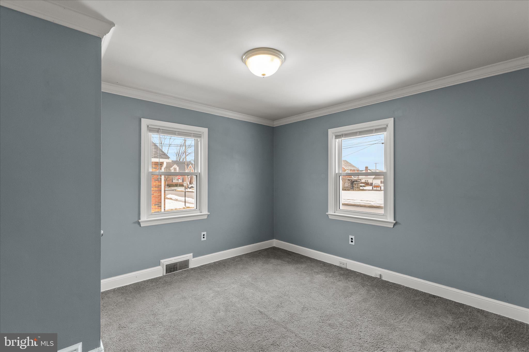 LITTLESTOWN - Residential