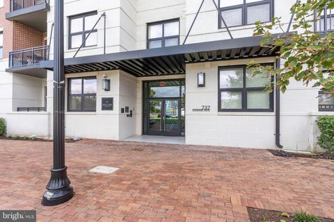 737 SWANN AVENUE 504 ALEXANDRIA VA 22301