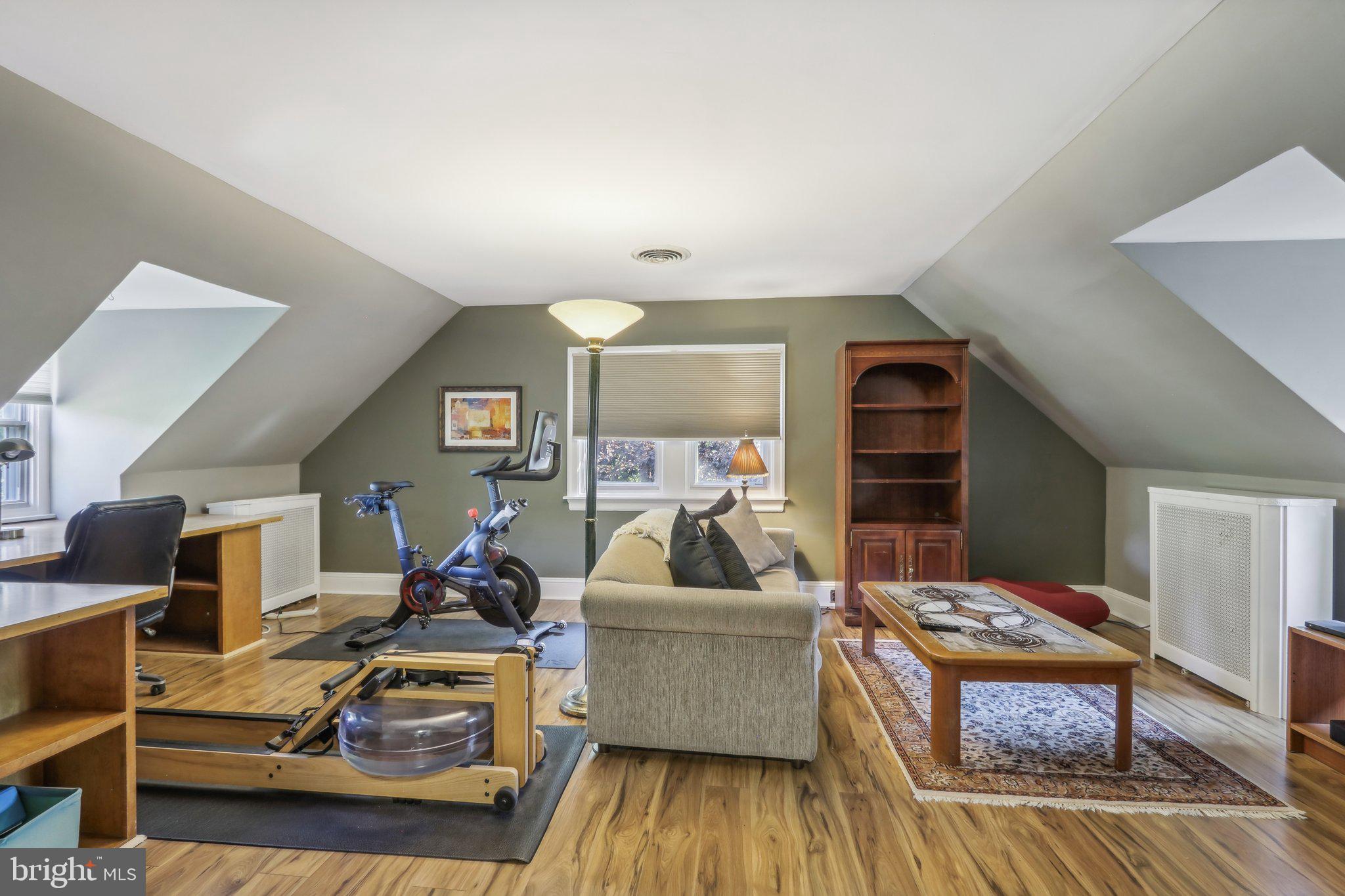 CYNWYD - Residential