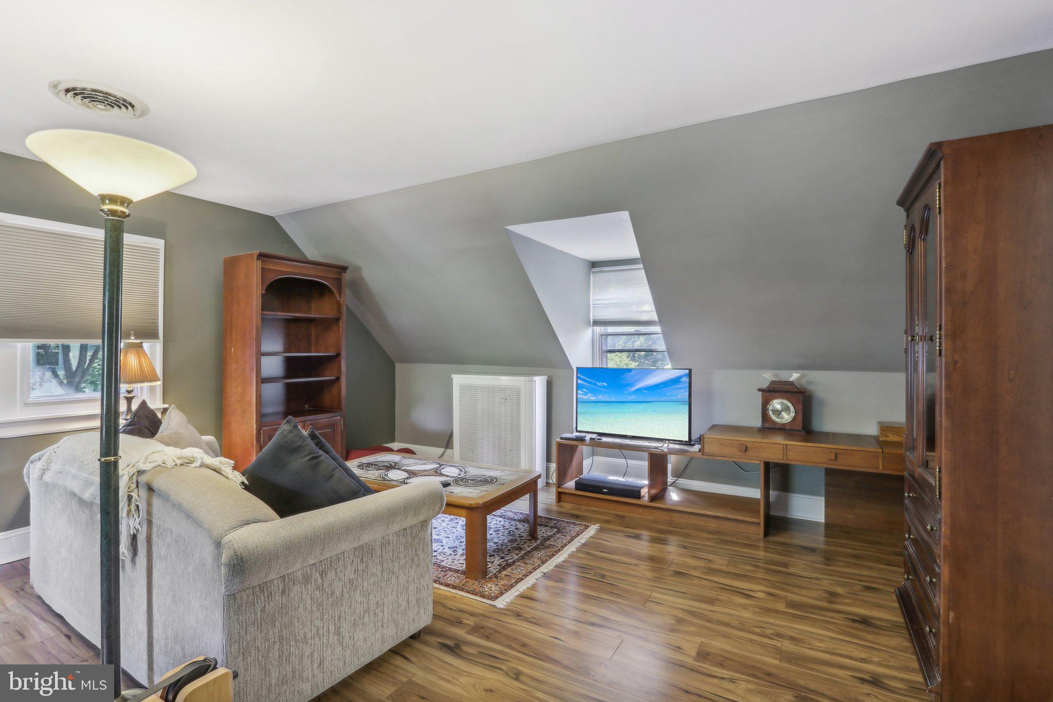 CYNWYD - Residential