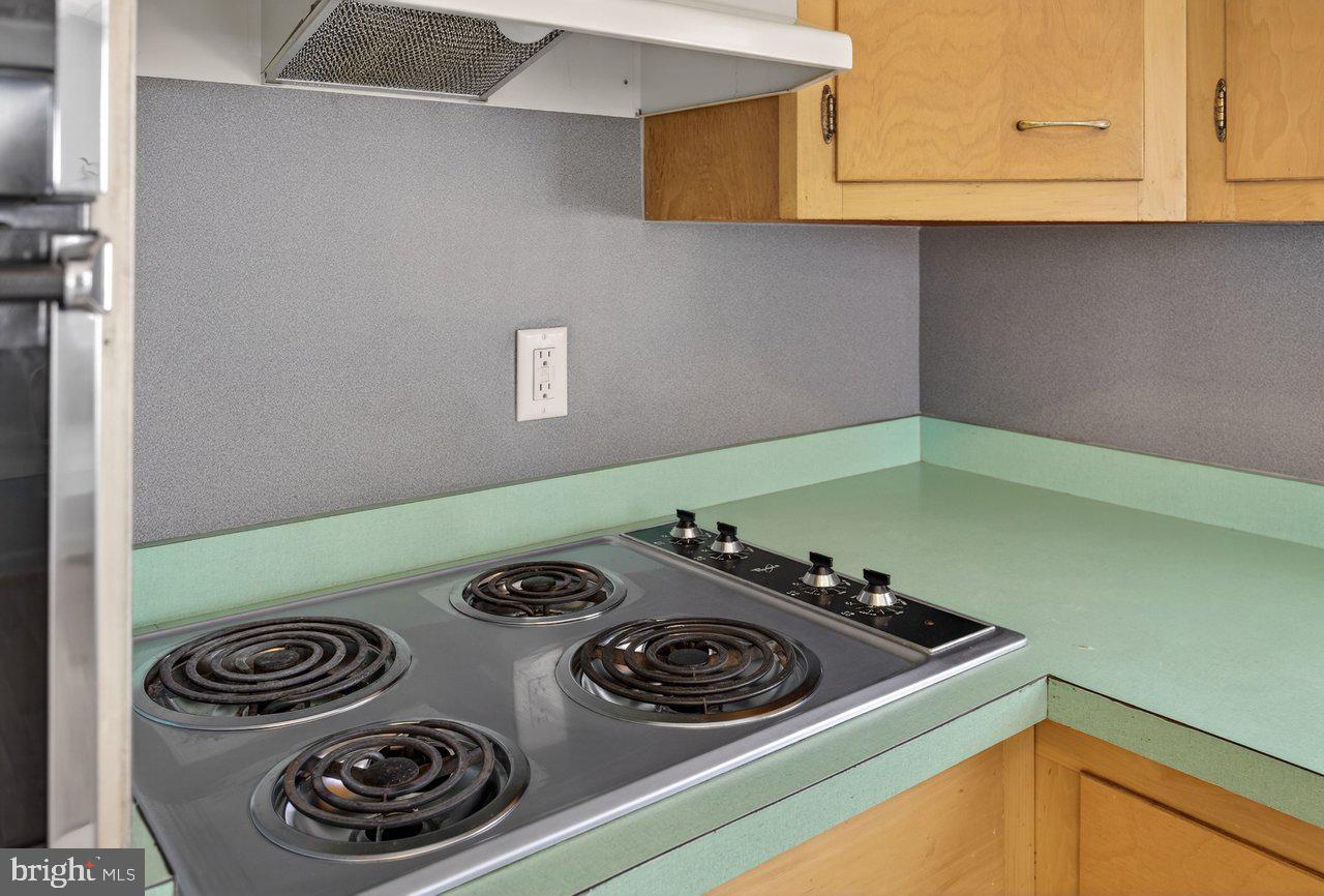 AVONDALE ACRES - Residential