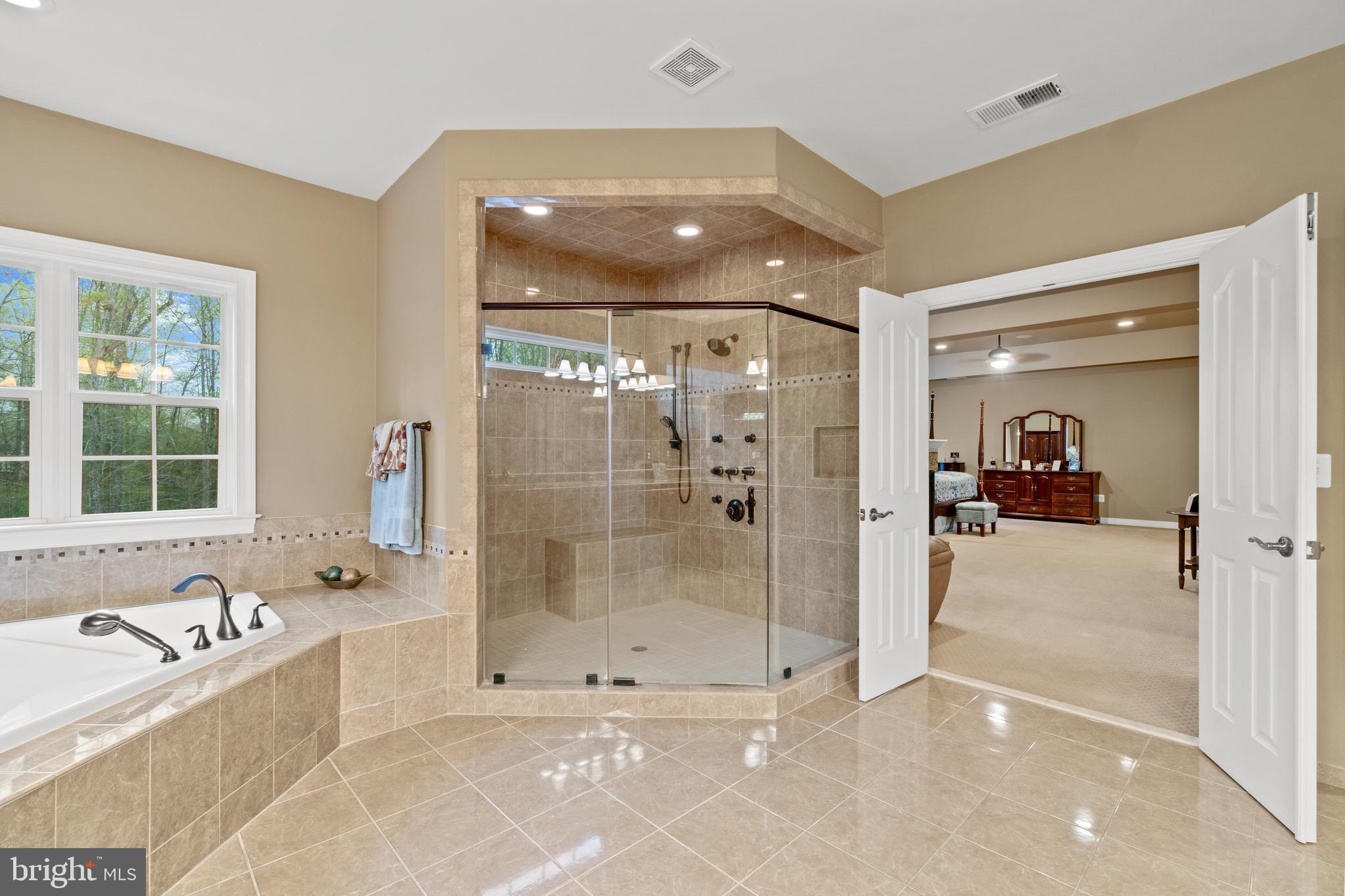 THE GLENS - Residential